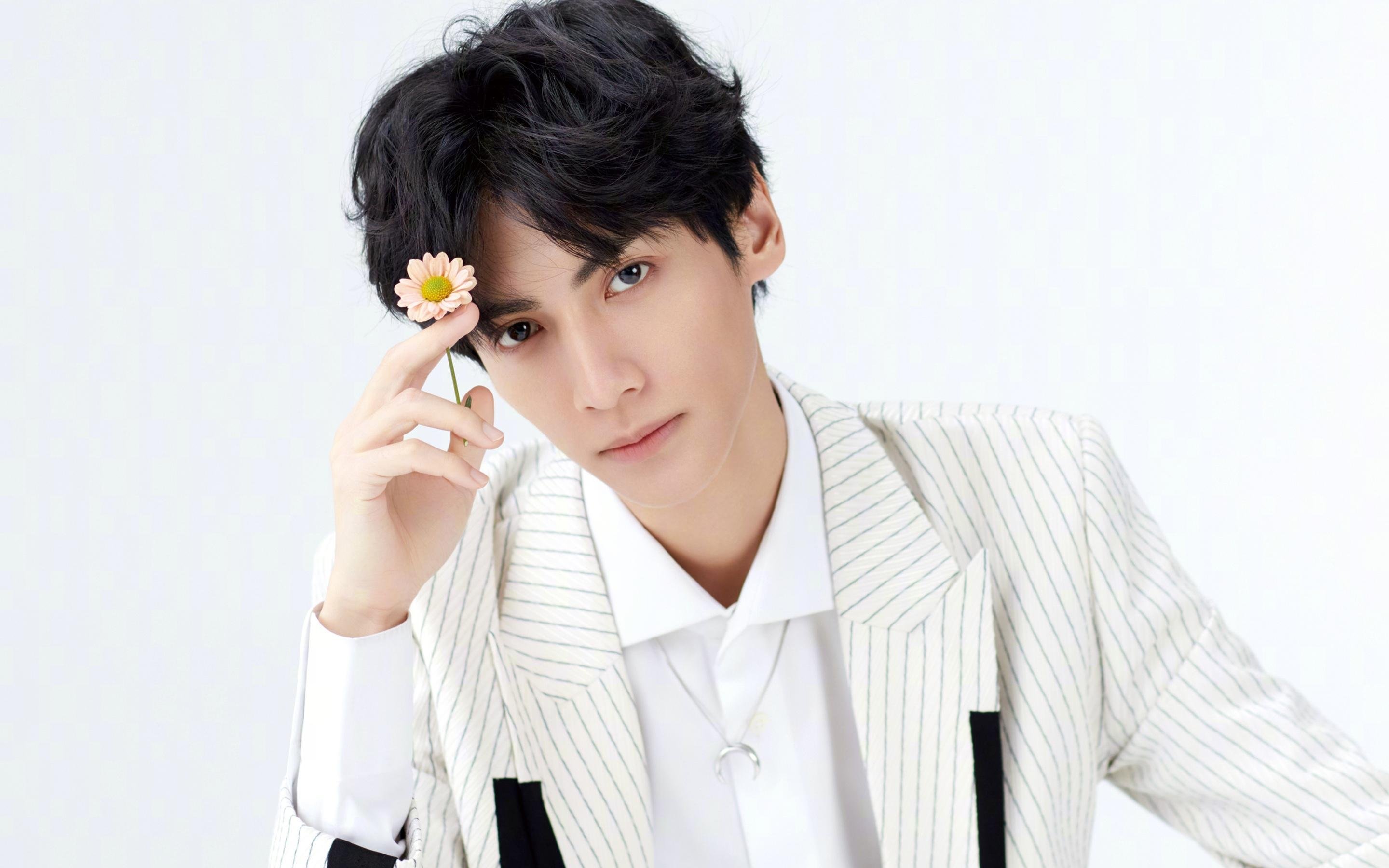 开云体育官网-姆巴佩一锤定音，曼联强势翻盘彰显豪门底蕴